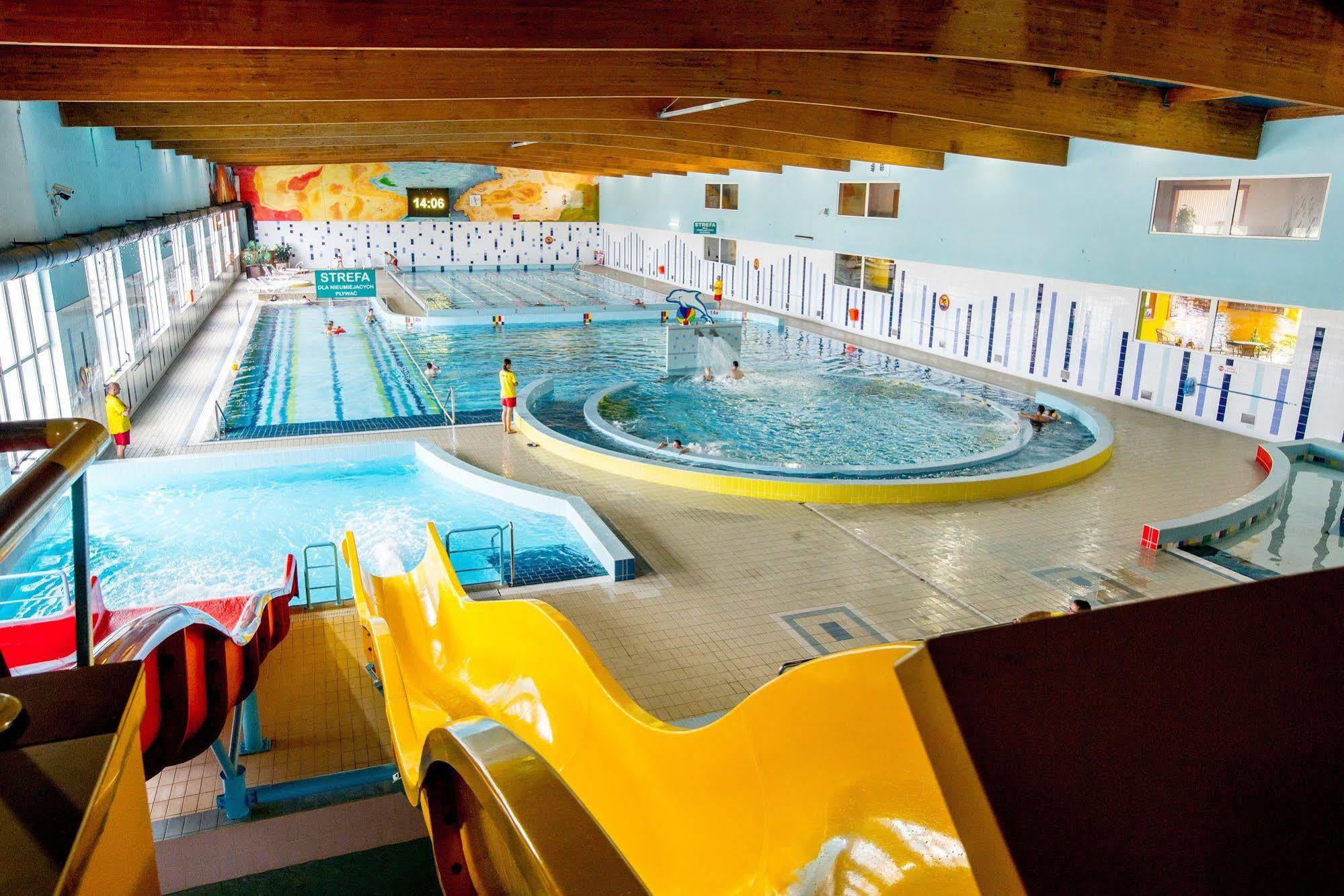 Hotel Jan Darlowko Bagian luar foto